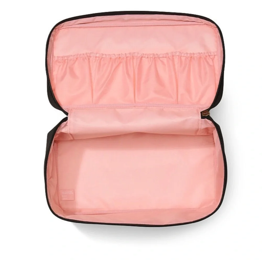 NWT Victoria's Secret Travel Case Bag Black Satin Gold Logo - Picture 4 of 7